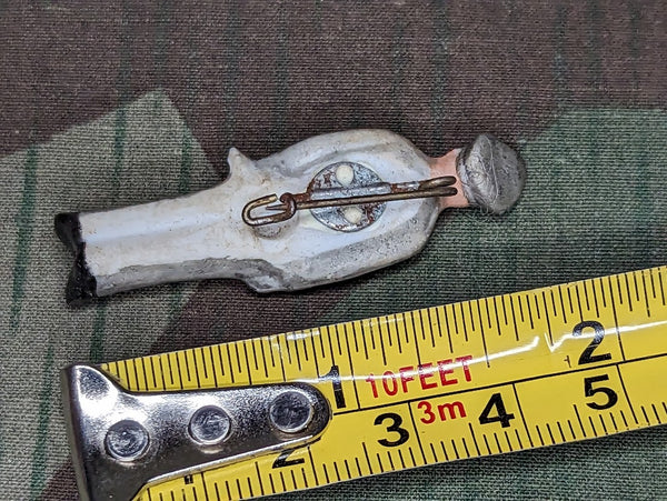 Original Ceramic Soldier Tinnie Pin