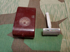 WWII-era German Razor in Brillant Bakelite Case