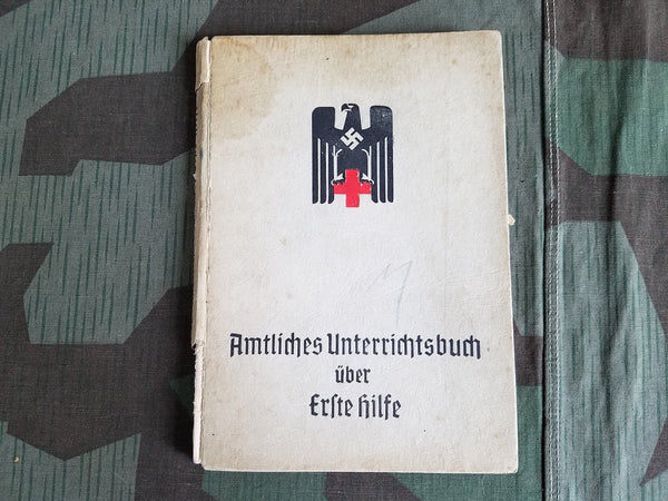 WWII German Red Cross DRK Erste Hilfe First Aid Book 1942