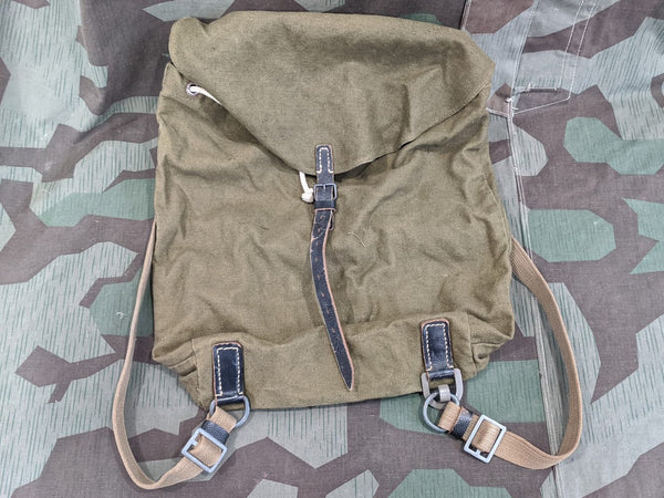 WWII German 1943 "Artillery" Rucksack with R.B.Nr.