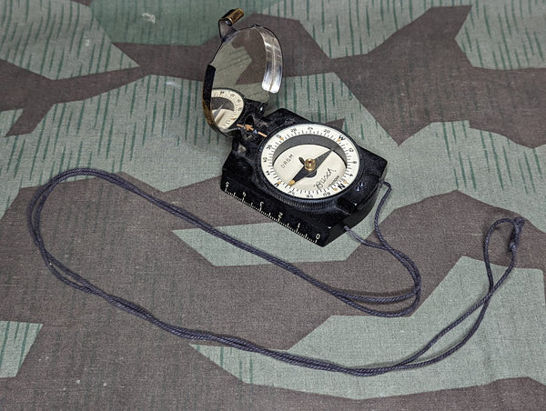 WWII German Busch Rathenow Compass DRGM