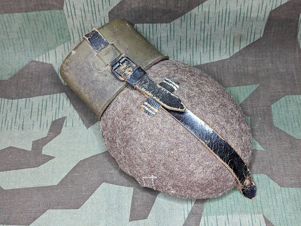 R.K.W.43 RFI43 Enameled Canteen