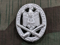 WWII German Reproduction General Assault Badge in Silver