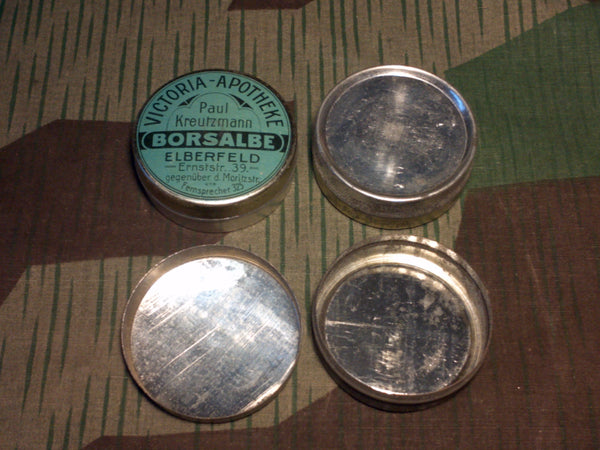 WWII German Victoria Apotheke Borsalbe Tin
