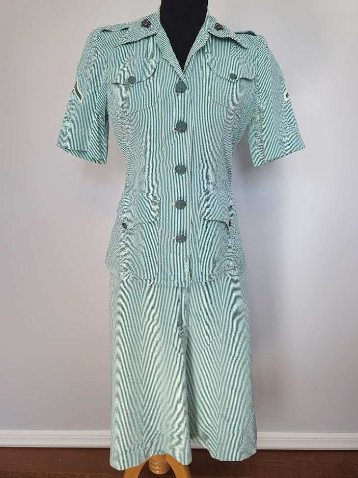 Women's Marines Seersucker Uniform (B-36" W-25" H-36") Women's Marines Seersucker Uniform (B-36" W-25" H-36")