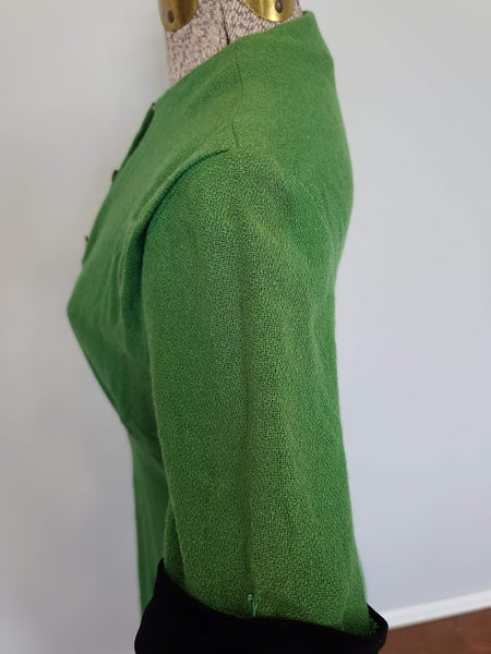 Green Short Sleeve Dress <br> (B-37" W-26" H-37")