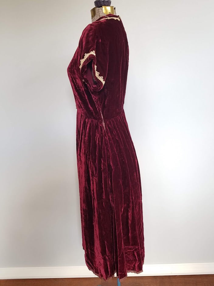 Dark Red Velvet Dress (B-36
