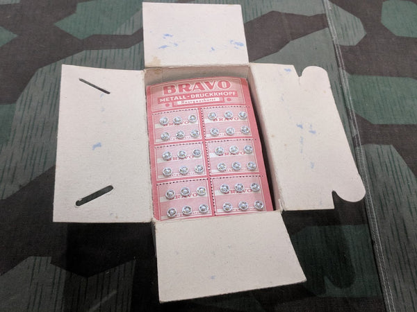 Bravo German Snaps on Original Card