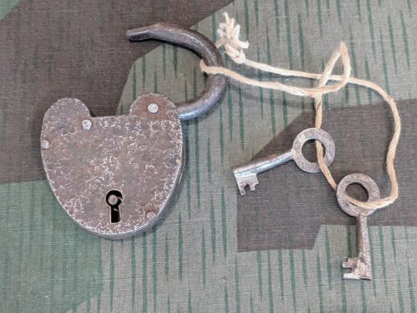 Rusty German Heart Shaped Lock w/ 2 Keys