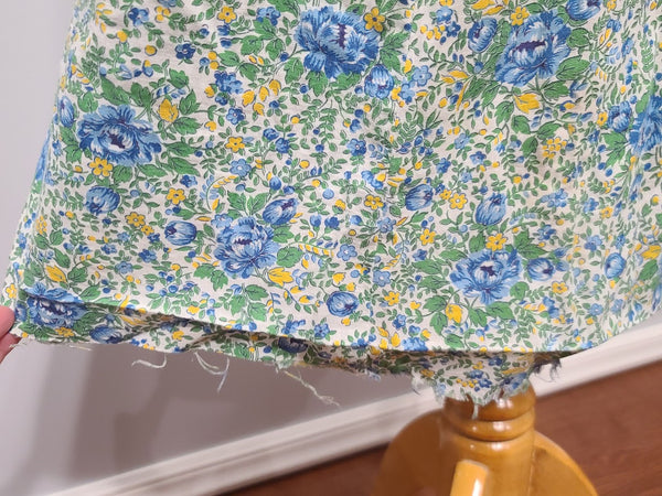 Blue and Green Flower Print Button Down Dress <br> (B-44.5" W-37" H-45")