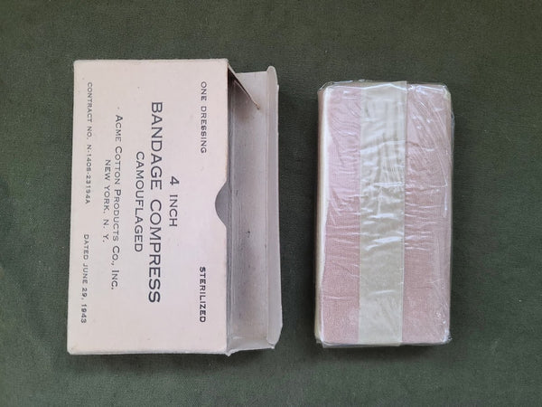 1943 US GI Bandage in Box