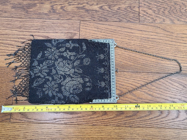 1920s Beaded Purse with Flower Design