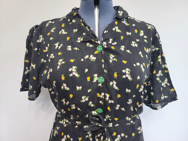 Plus Size Flower Print Dress <br> (B-53" W-46" H-54")