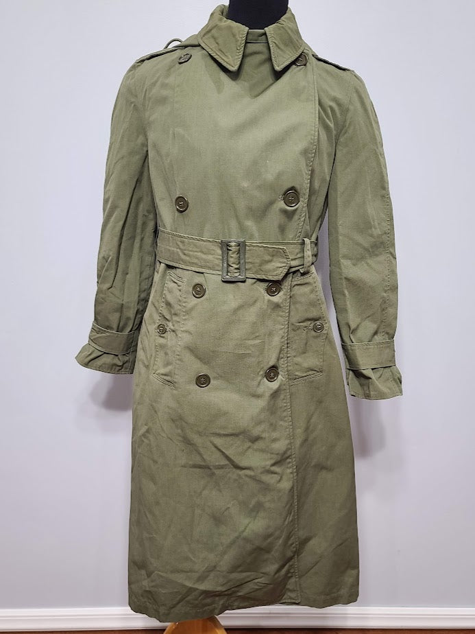 Women's Officer's Overcoat with Liner 10R (B-39