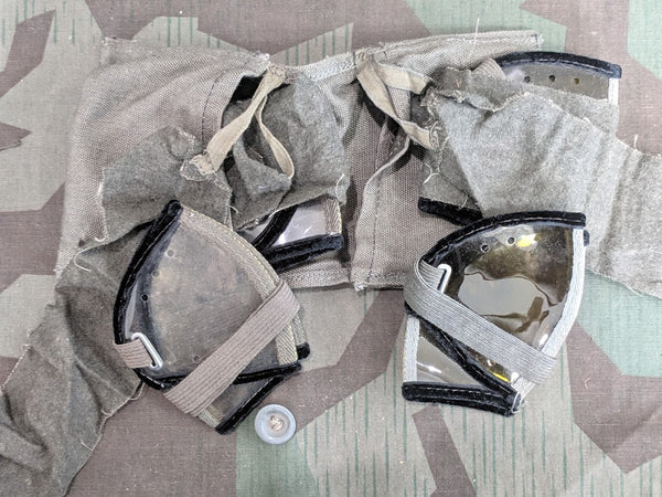 Dust Goggles Set in Pouch: 2 Clear and 2 Tinted