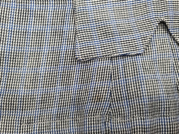 Gray Skirt Suit <br> (B-35" W-26.5" H-37")