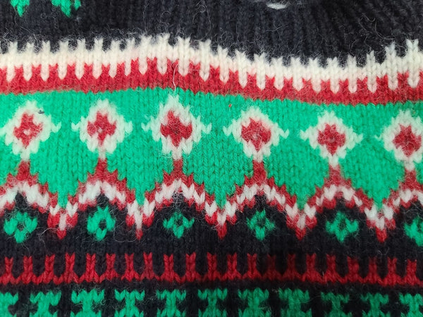 Vintage Christmas Sweater <br> (42"-45" Chest)