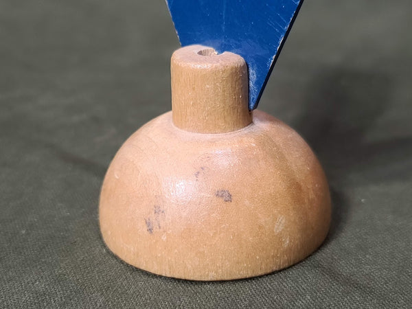 V Desk Ornament / Paperweight