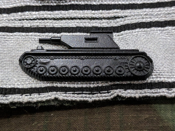 Repro Tank Destruction Badge in Silver