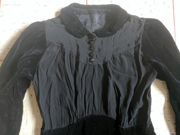 German Black Velvet & Rayon Dress <br> (B-36" W-29" H-36.5")