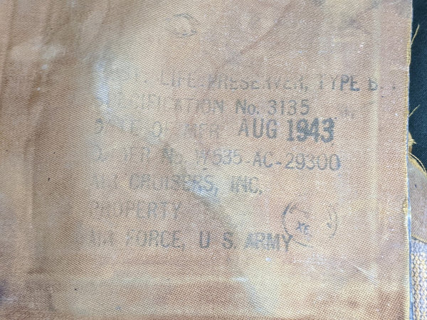 1943 Mae West Life Preserver Type B w/ Dye Pack