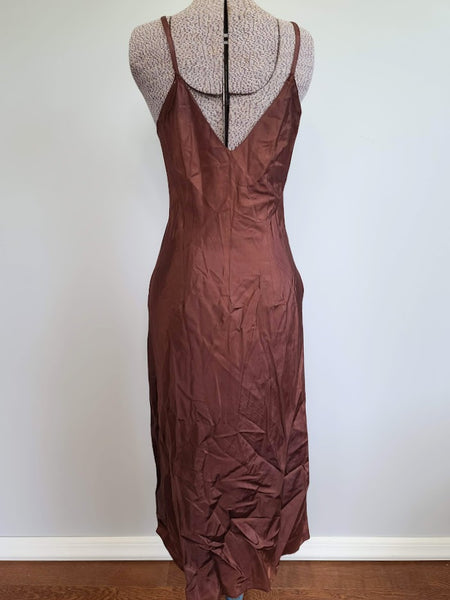 Reddish-Brown Slip (as-is) <br> (B-34" W-29" H-36")