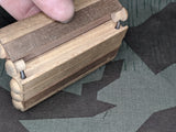Springy Wooden 5 Cigarette Case