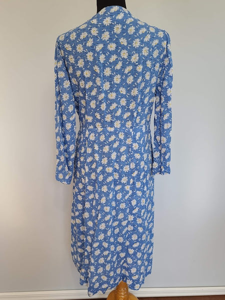 Seersucker Flower Print Dress <br> (B-43" W-36" H-44")