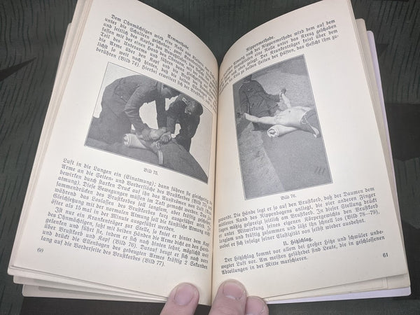 Wehrmacht Die Sanitätsfibel Medic Training Manual