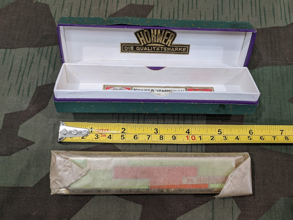 Neue Jugend Harmonica Orange/Green in C