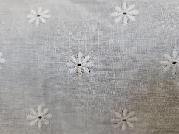White Sleeveless Eyelet Blouse from Germany <br> (B-37" W-34.5")
