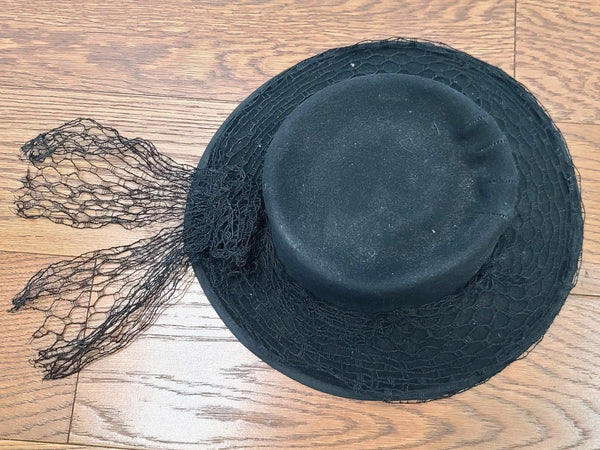 Black Wool Felt Tilt Hat with Netting