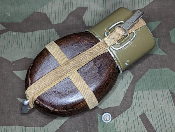 HRE41 DAK "Coconut" Canteen